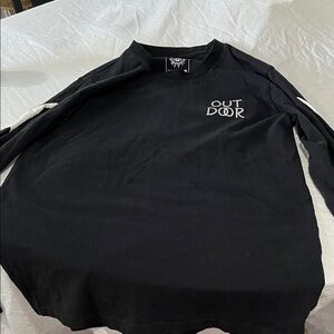 Black Long Sleeve Tee